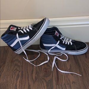 hightop blue and black vans💙🖤
